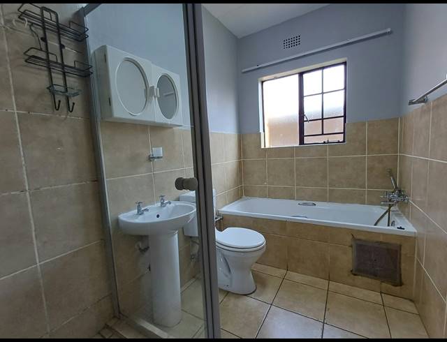 2 BEDROOM APARTMENT FOR SALE IN SONNEVELD